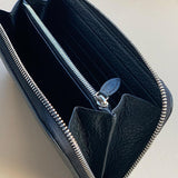 Großes Leder Portmonee für Frauen mit Prägung - Schwarz & Silber | MERSOR